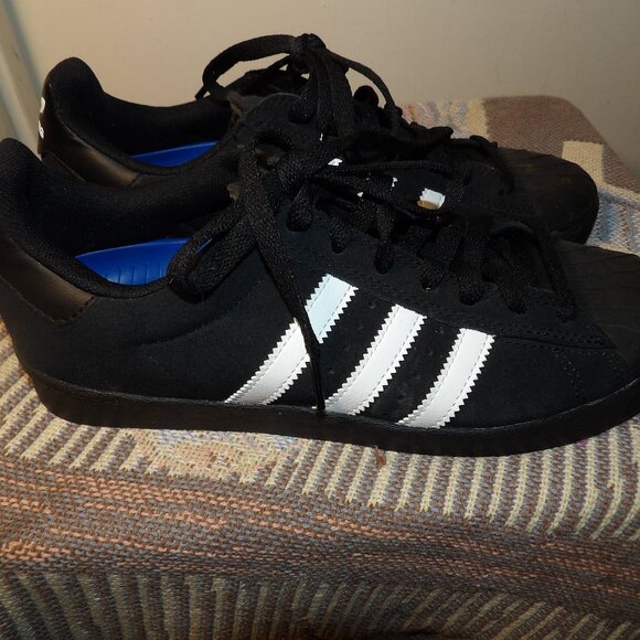 adidas Other - Adidas Male Skateboarding Sneakers GUC Sz 7.5
